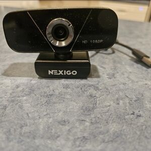 Black Wide-Angle USB Webcam